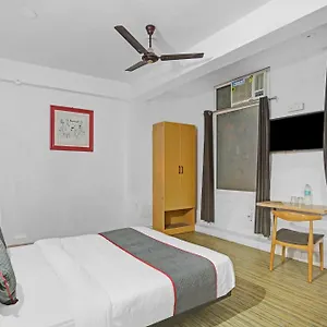 Collection O Jps 4*, Delhi (National Capital Territory of India) India